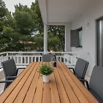Villa Brela Apartments * Brela
