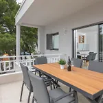 Villa Brela Apartments Apartamento *
