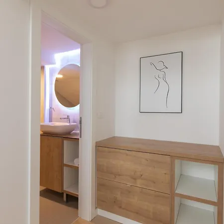 Villa Brela Apartments * ברלה