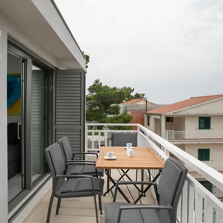 Villa Brela Apartments * ברלה