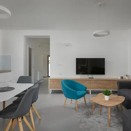 Villa Brela Apartments