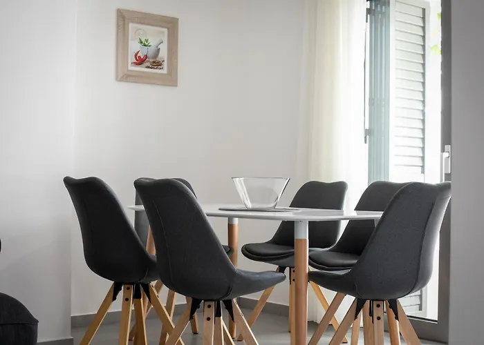 Villa Brela Apartments *